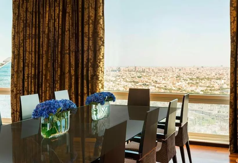 سوییت جونیور, Four Points By Sheraton Kuwait