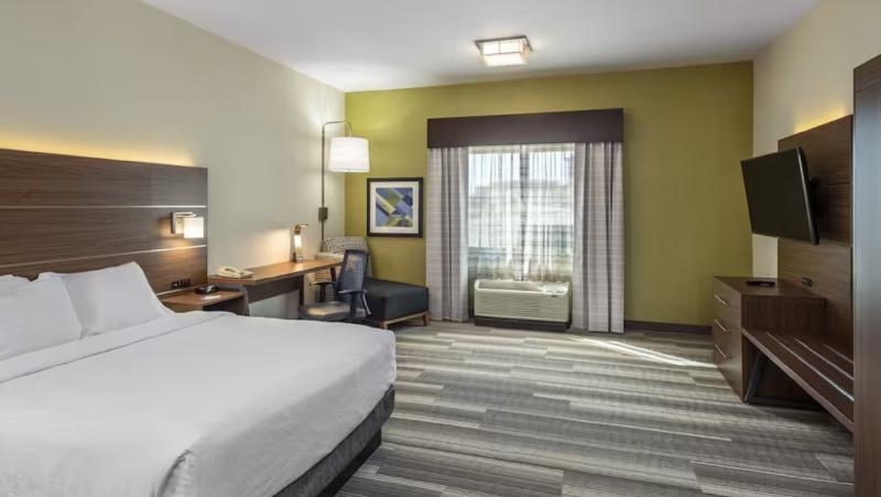 اتاق استاندارد برای معلولان, Holiday Inn Express & Suites Medicine Hat, An Ihg