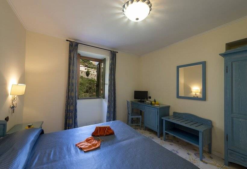 غرفة إقتصادية, La Pergola