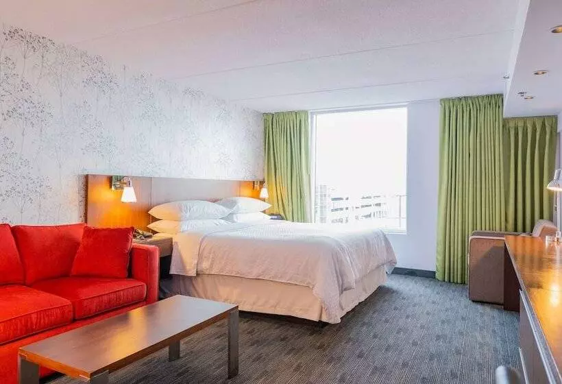 اتاق لوکس, Lakeview Signature, Trademark Collection By Wyndham