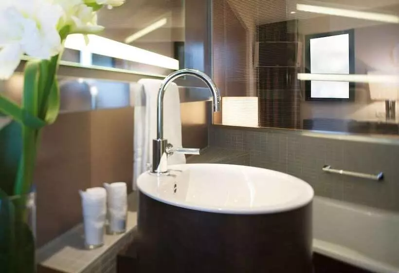 اتاق پرمیوم, Mövenpick Hotel Hamburg