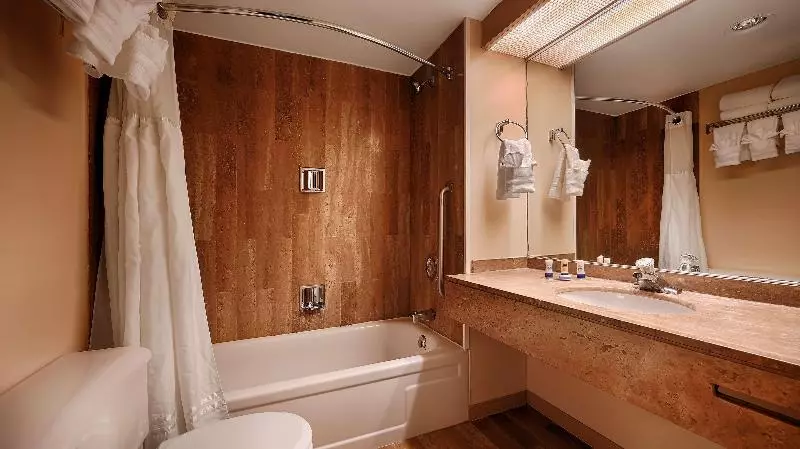 اتاق پرمیوم, Mövenpick Hotel Hamburg