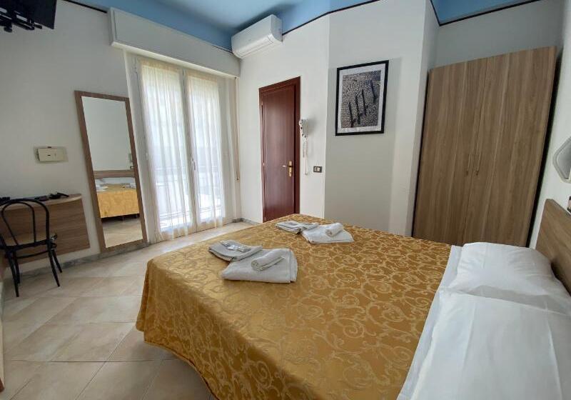 غرفة قياسية, Nanni Garni