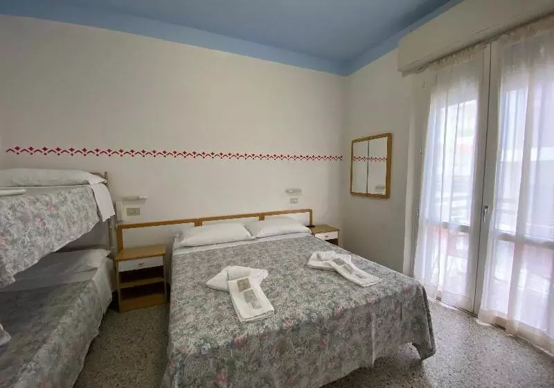Economy Quadruple Room, Nanni Garni