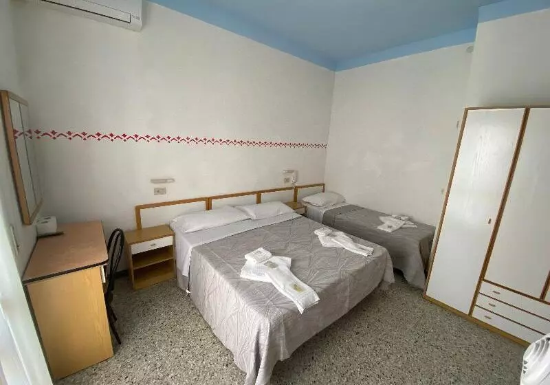 Economy Triple Room, Nanni Garni