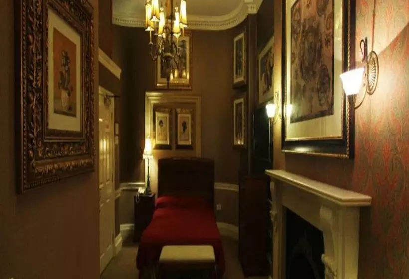 اتاق استاندارد یک نفره, Opulence Boutique