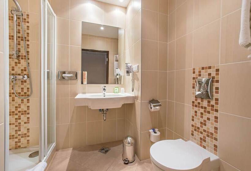 غرفة قياسية فردية, Qubus Hotel Kielce