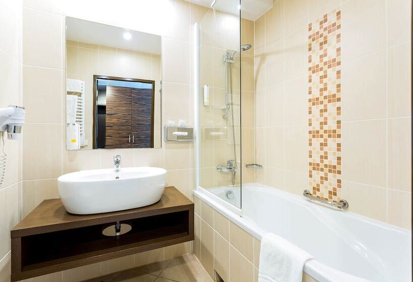 غرفة قياسية, Qubus Hotel Kielce