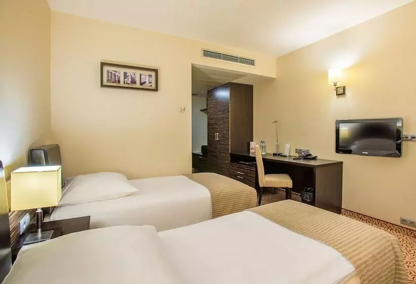 スタンダードルーム, Qubus Hotel Kielce