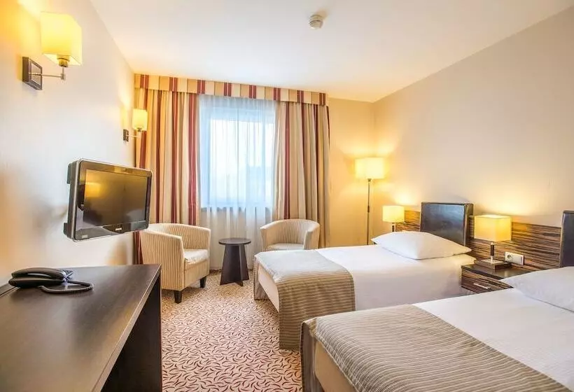 スタンダードルーム, Qubus Hotel Kielce