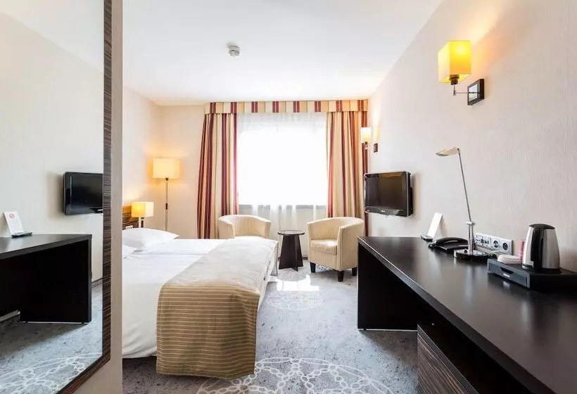 スタンダードルーム, Qubus Hotel Kielce