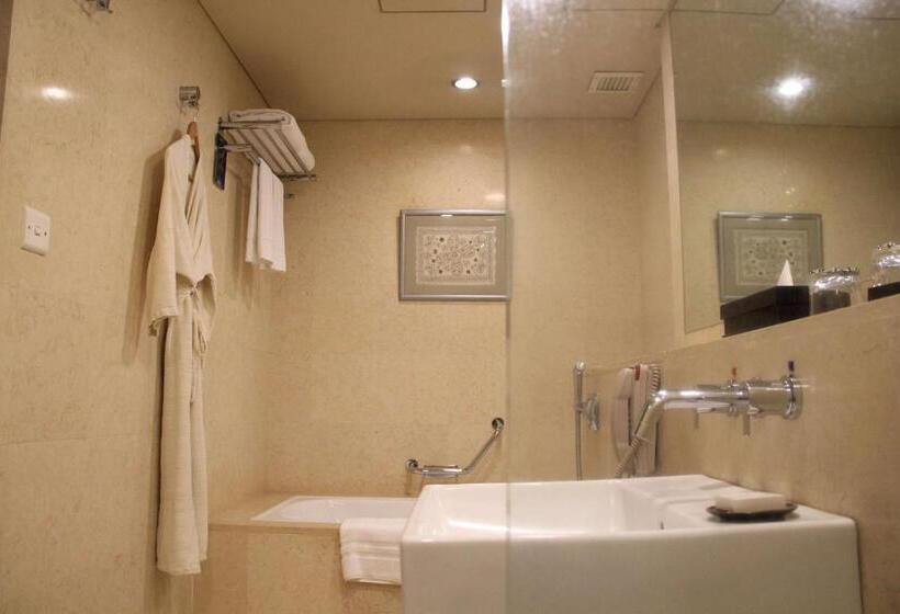 اتاق کلاس بیزنس, Radisson Blu Dhaka Water Garden