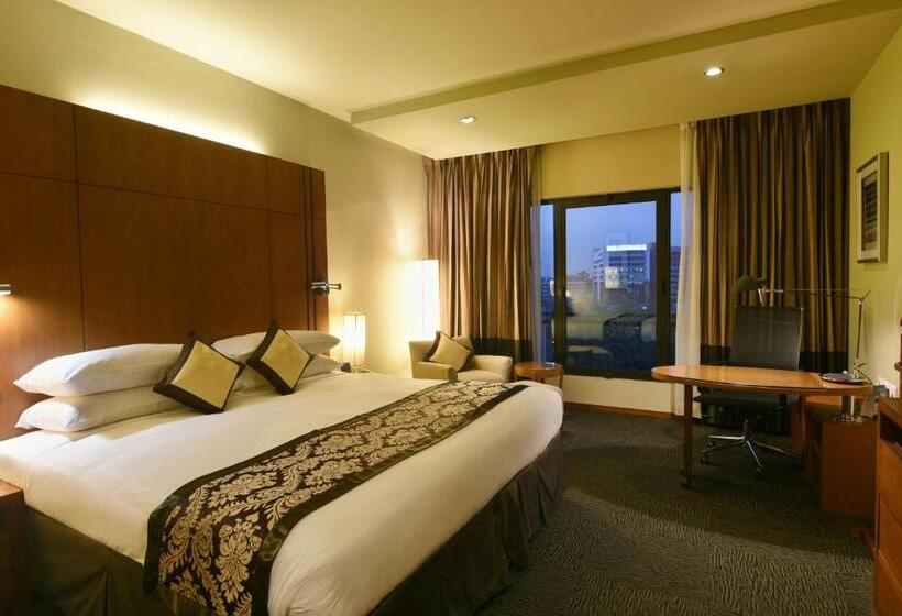 اتاق کلاس بیزنس, Radisson Blu Dhaka Water Garden