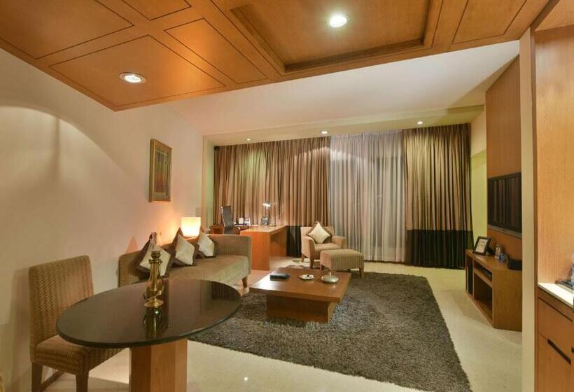 سوییت, Radisson Blu Dhaka Water Garden