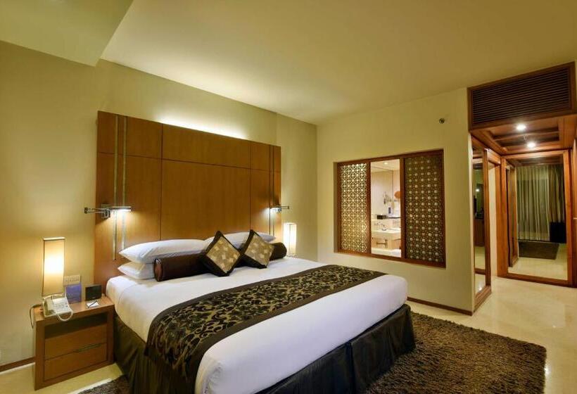 سوییت, Radisson Blu Dhaka Water Garden