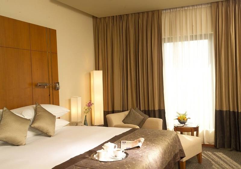 اتاق لوکس, Radisson Blu Dhaka Water Garden