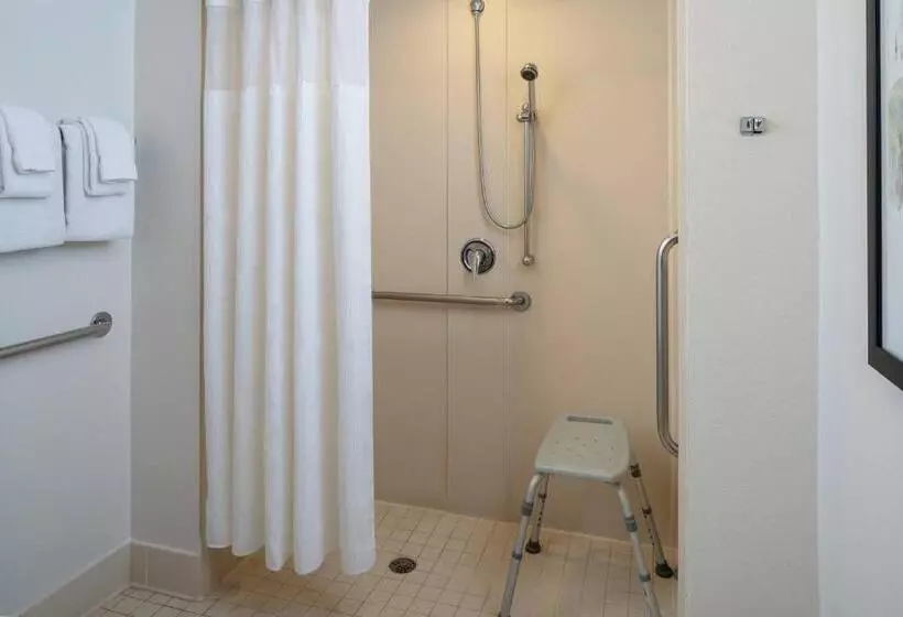 キングサイズベッドのスイートルーム, Residence Inn By Marriott Cape Canaveral Cocoa Beach