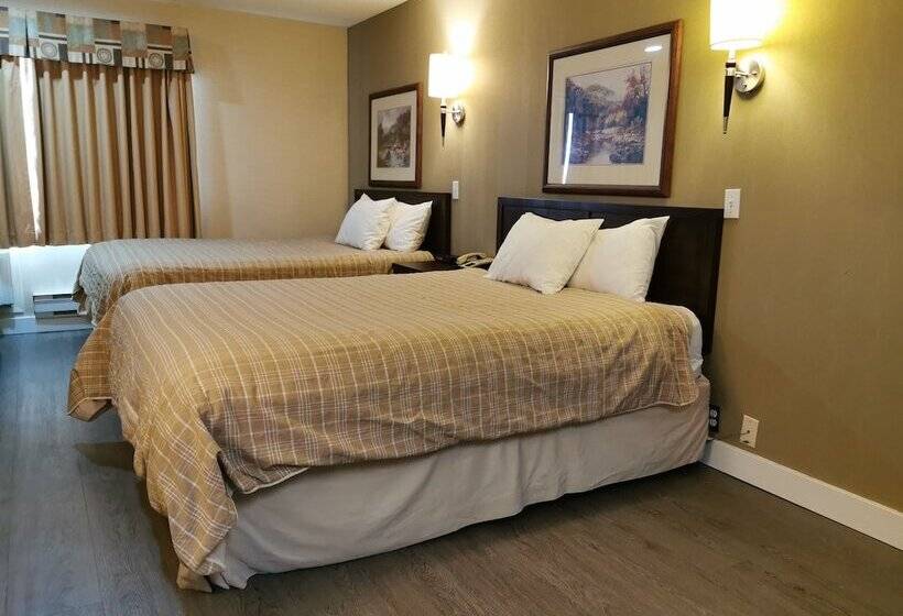 ２ダブルベッドのスタンダードルーム, Rodeway Inn & Suites