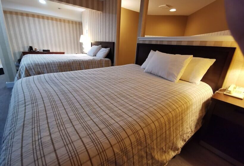 带2个双人床的标准工作室, Rodeway Inn & Suites