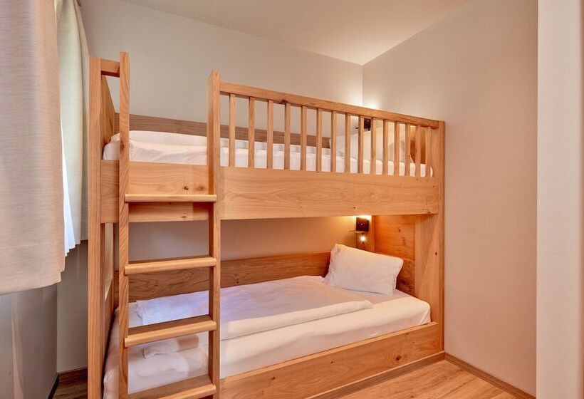 سوییت خانوادگی, Sonnblick Kaprun Salzburg Am Kitzsteinhorn Gletscher