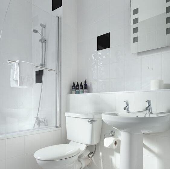 수피리어 룸, Stanton Manor