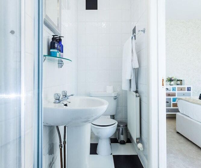 수피리어 룸, Stanton Manor