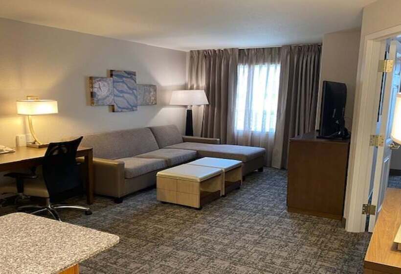 جناح, Staybridge Suites   Calgary Airport, An Ihg