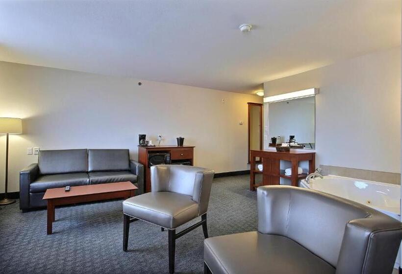 جناح إدارى سرير كينج, Super 8 By Wyndham Troisrivieres