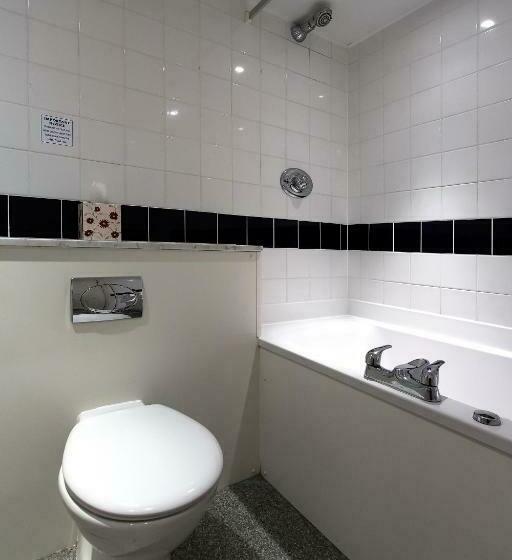 Номер Стандарт, The Grand Scarborough