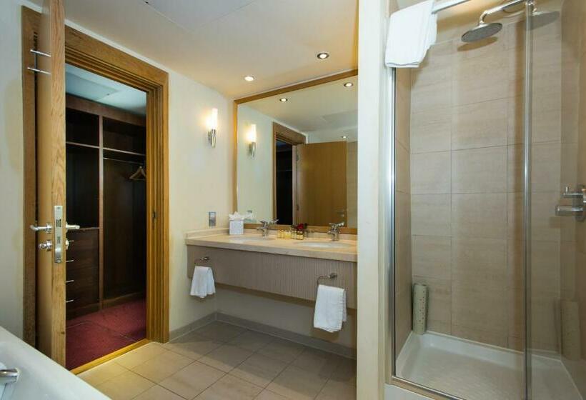 Suite Familiare, The Park City Grand Plaza Kensington