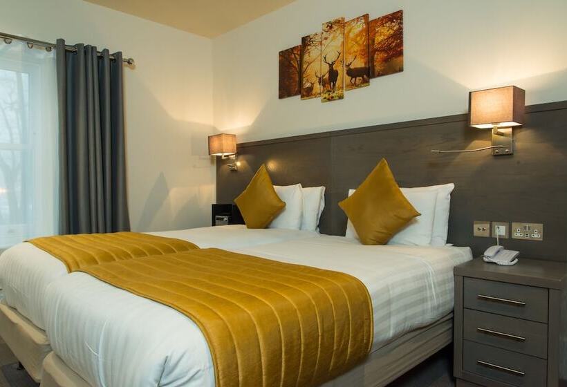 Camera Deluxe, The Park City Grand Plaza Kensington