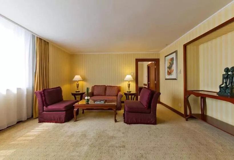 سوییت لوکس, Clarion Tianjin