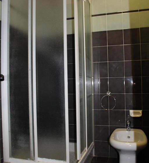 غرفة قياسية رباعية, Da Mariuccia