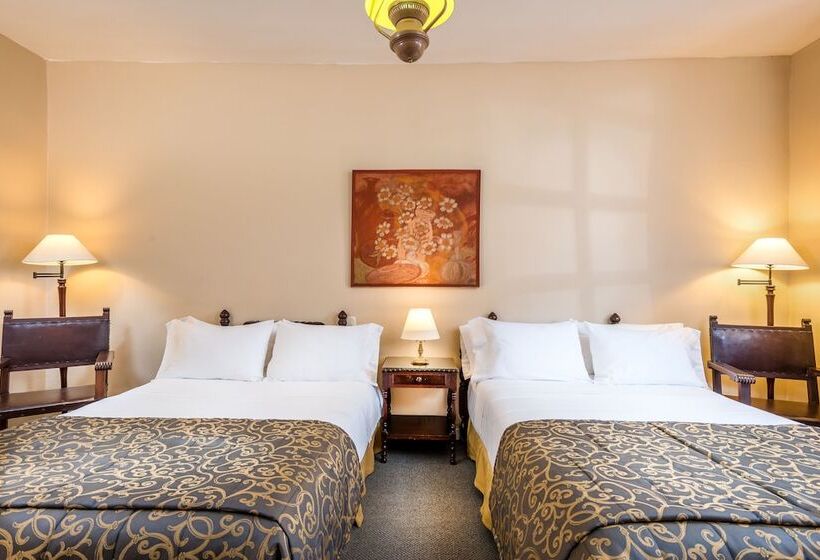 四人标准间, Dann Monasterio