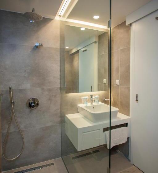 חדר סטנדרט פנימי, Delta