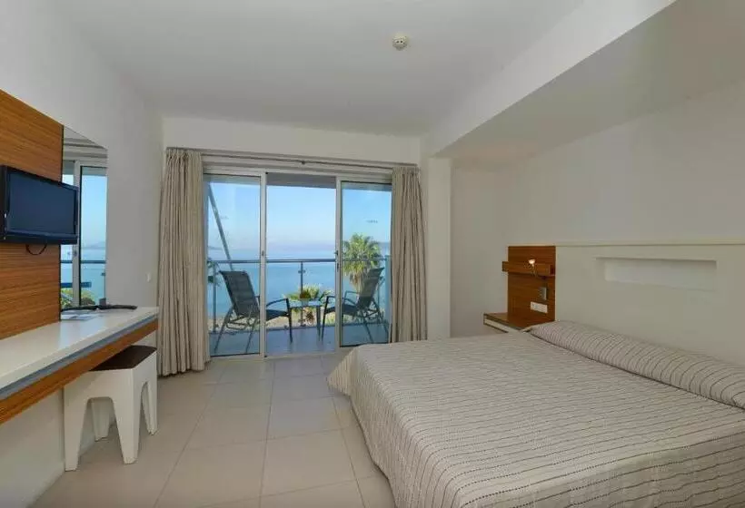 Camera Standard Vista Mare, Delta