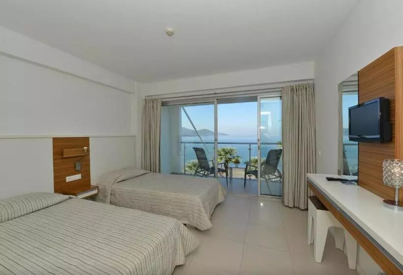 Camera Standard Vista Mare, Delta