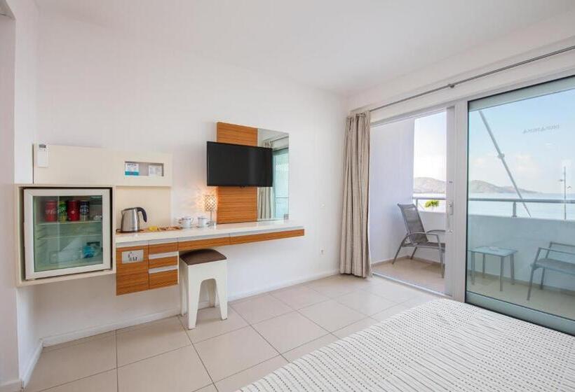 חדר סטנדרט נוף לים, Delta