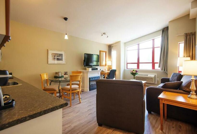 可观山景的小型套房, Harrison Beach