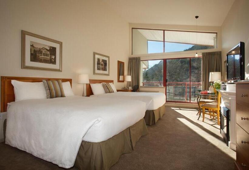 标准间带山景, Harrison Beach