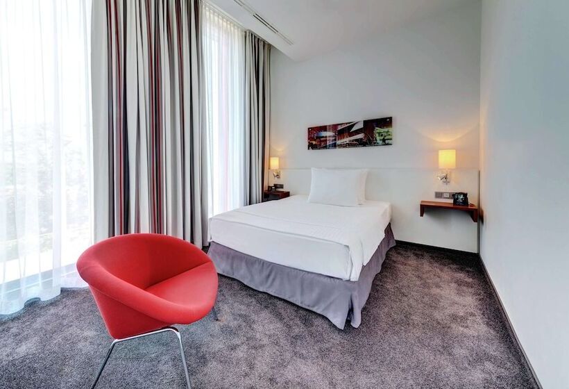 小型套房, Hilton Garden Inn Stuttgart Neckarpark