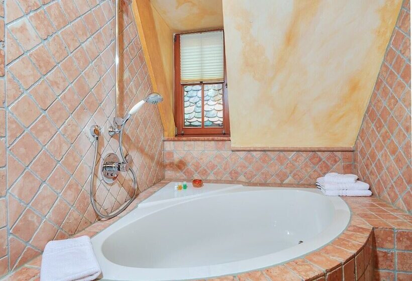 기본룸, Historik Hotel Gotisches Haus Garni