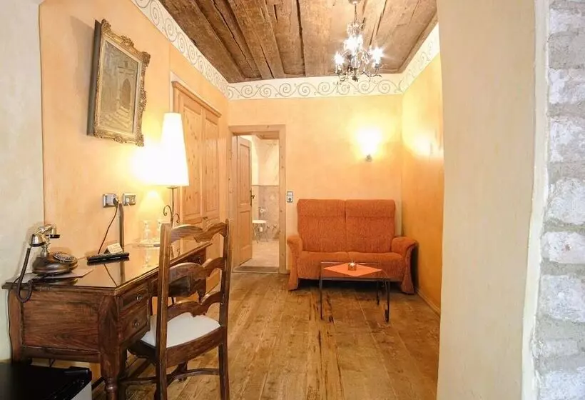 Romantikzimmer, Historik Hotel Gotisches Haus Garni