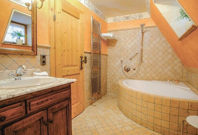 Suite, Historik Hotel Gotisches Haus Garni