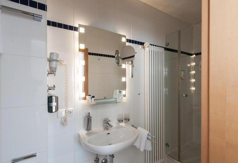 Quarto Superior, Landschloss Korntal