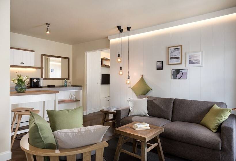 Люкс, Loev   Vela Hotels