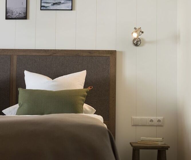 Люкс, Loev   Vela Hotels