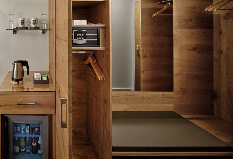 اتاق استاندارد, Neo Hotel Linde Esslingen