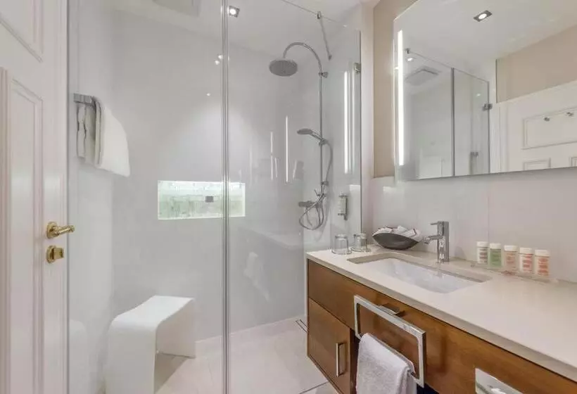 コンフォートルーム, Roewers Privathotel & Spa