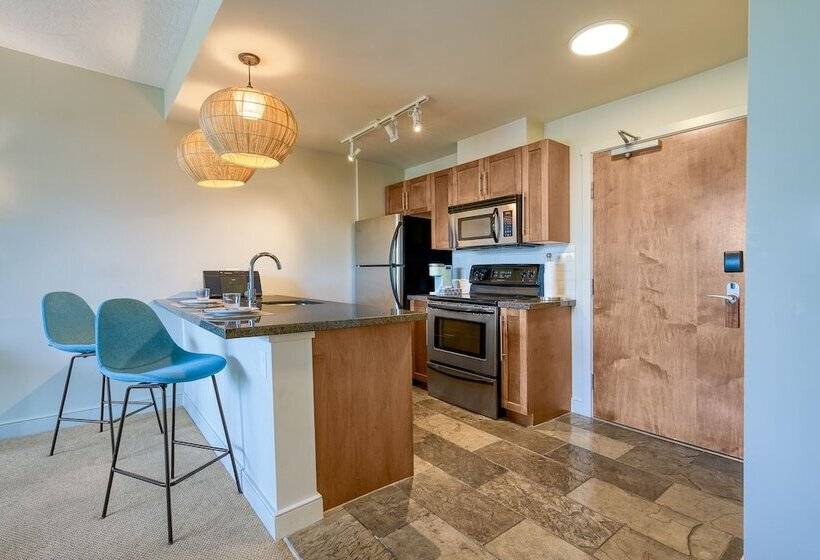 スイート, Oswego